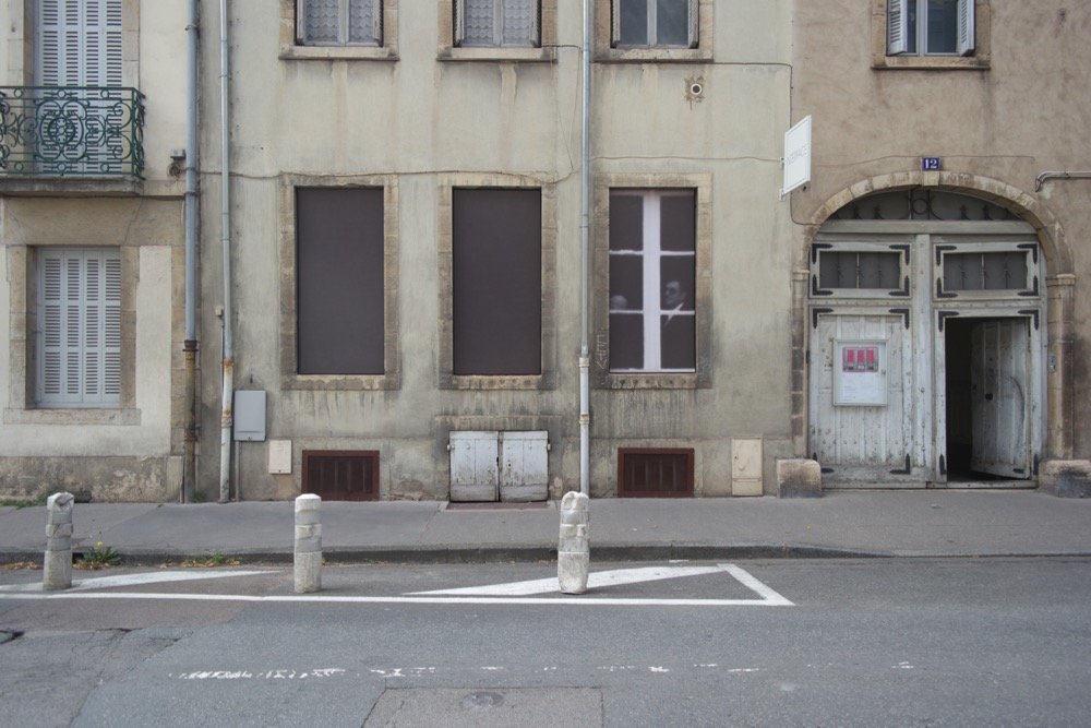 fenêtres sur rue #2 / angélique jacquemoire — photo 1