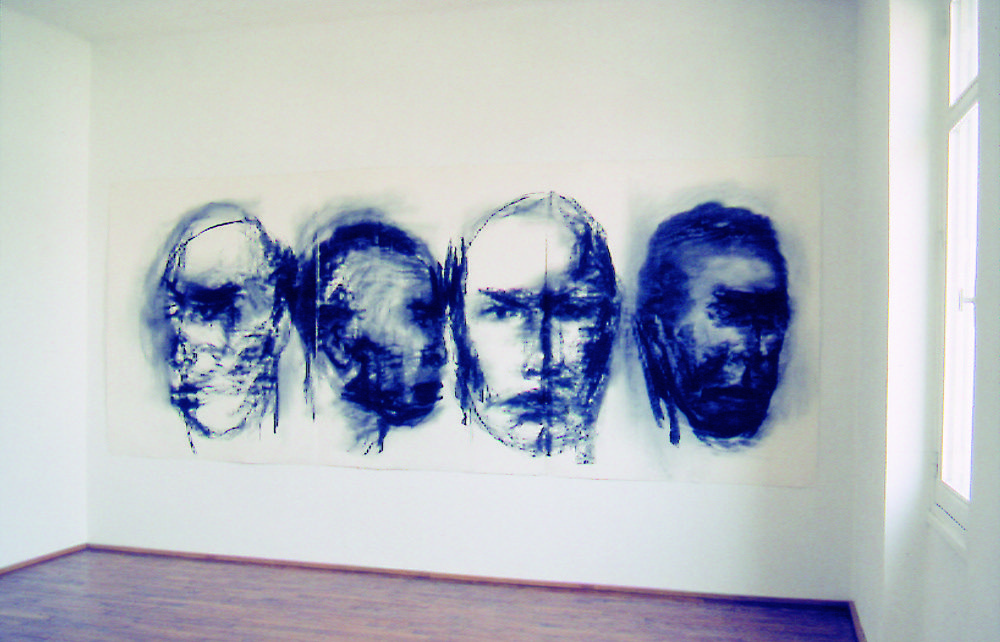 YAN PEI MING — photo 2