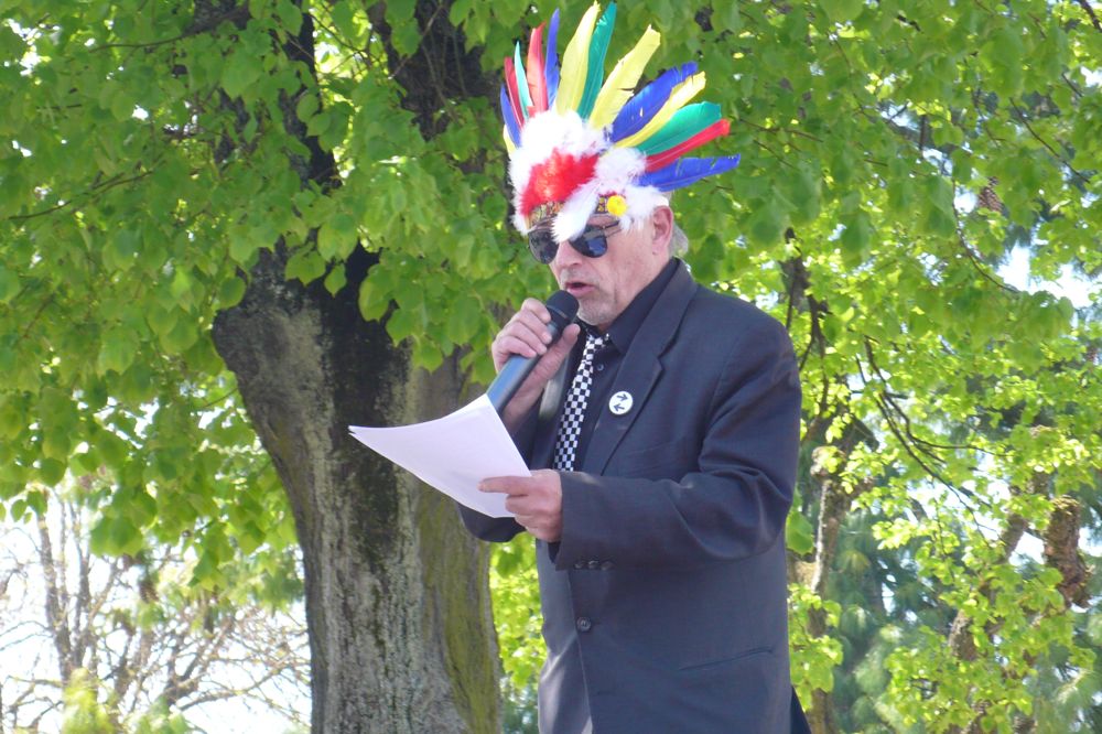¡Mani’fiesta ! LE MANIFESTE DE L’ABSURDITÉ CASTELLIENNE — photo 4