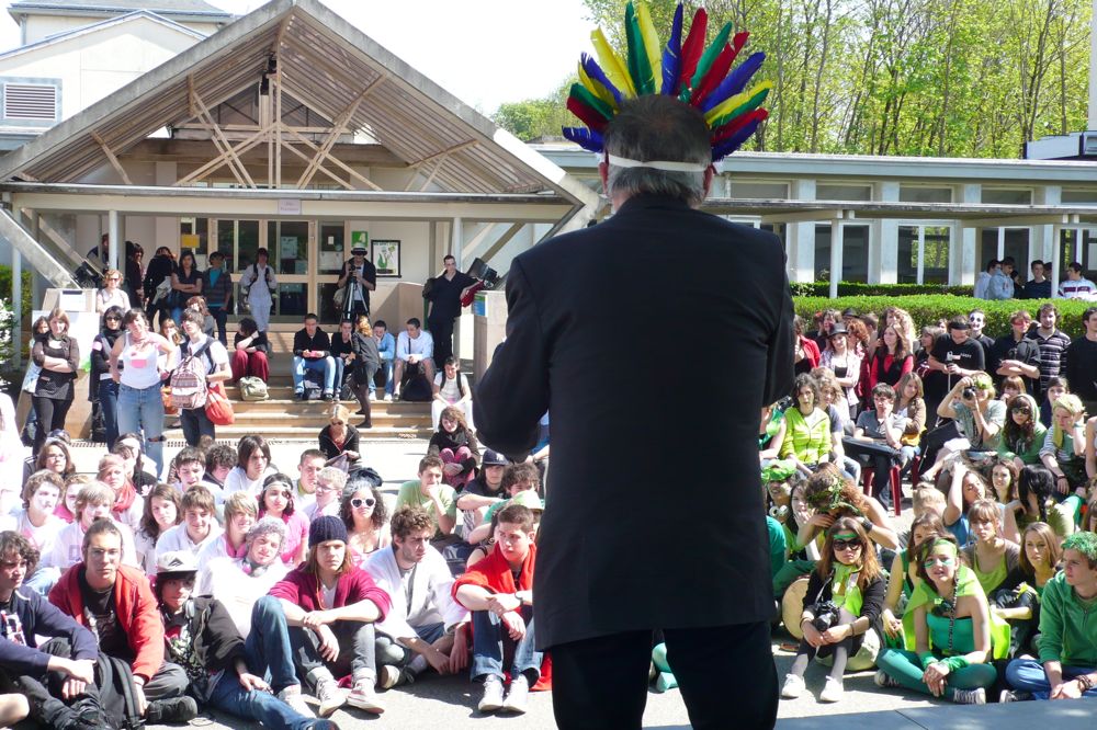 ¡Mani’fiesta ! LE MANIFESTE DE L’ABSURDITÉ CASTELLIENNE — photo 3