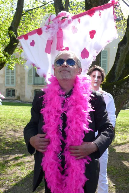 ¡Mani’fiesta ! LE MANIFESTE DE L’ABSURDITÉ CASTELLIENNE — photo 1